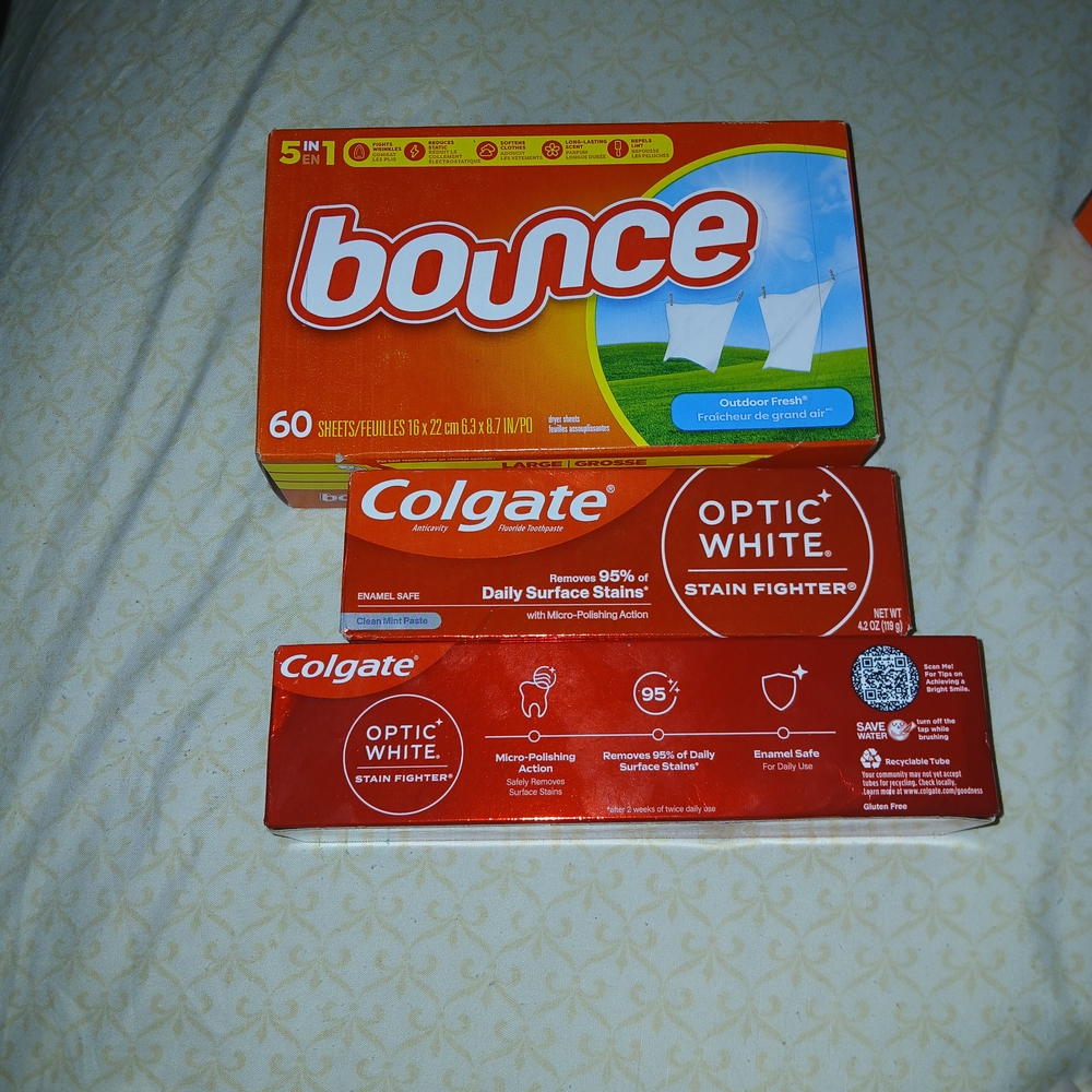 Bounce Dryer Sheets and Colgate Toothpaste Set